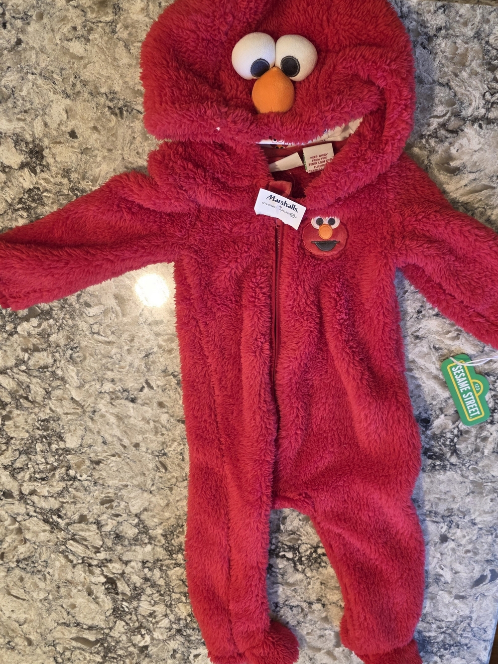 NWT 9M Unisex Sesame Street Elmo Plush Red Hooded One-Piece Footie for Kids